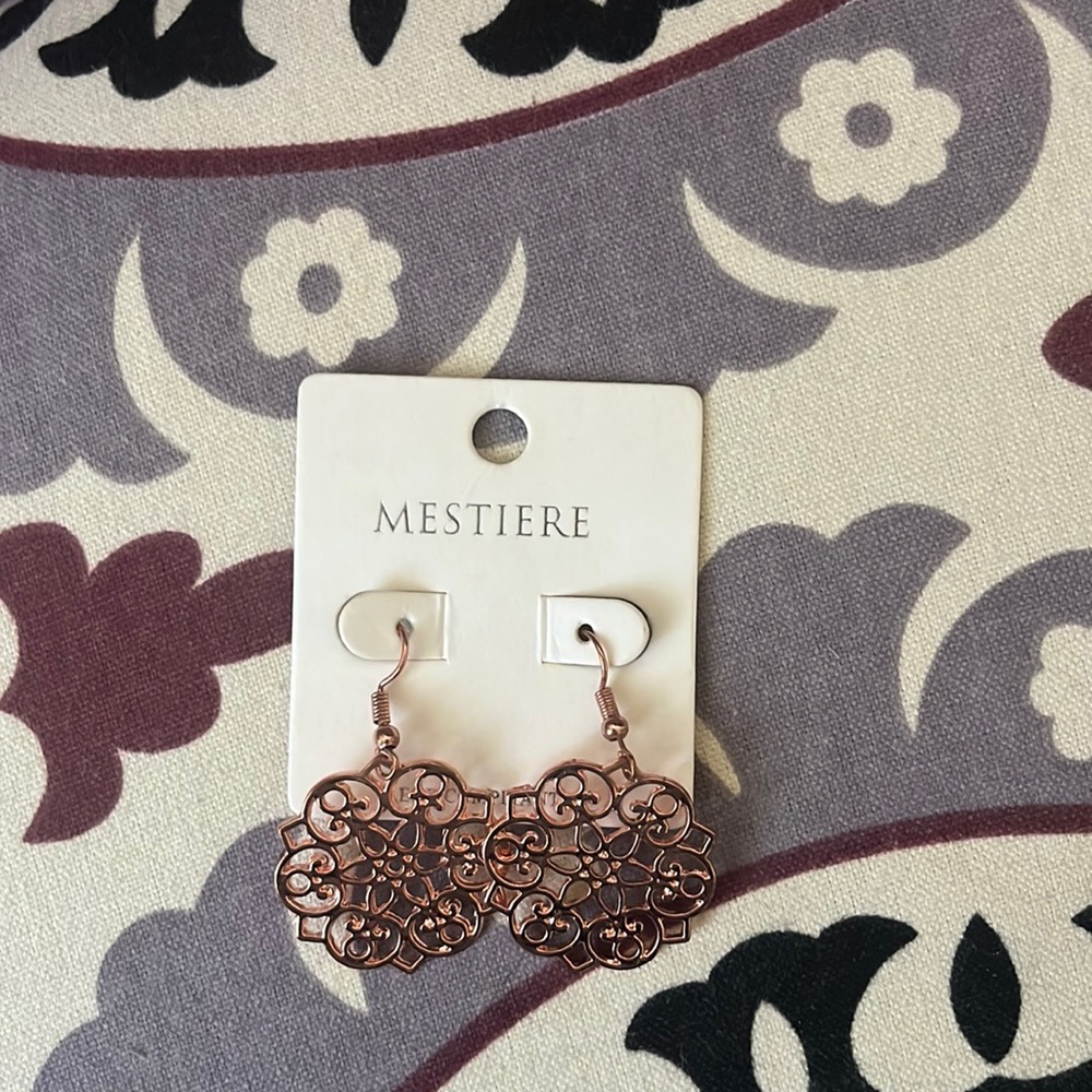 Fashion Earrings rose gold color